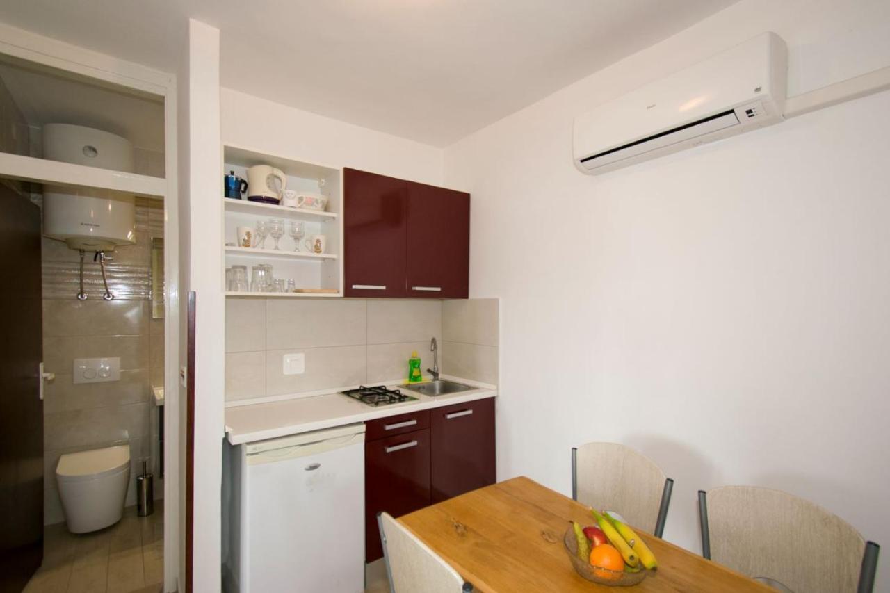 Apartman M In Premantura Luaran gambar