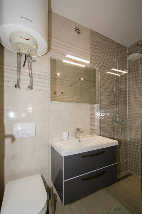 Apartman M In Premantura Luaran gambar