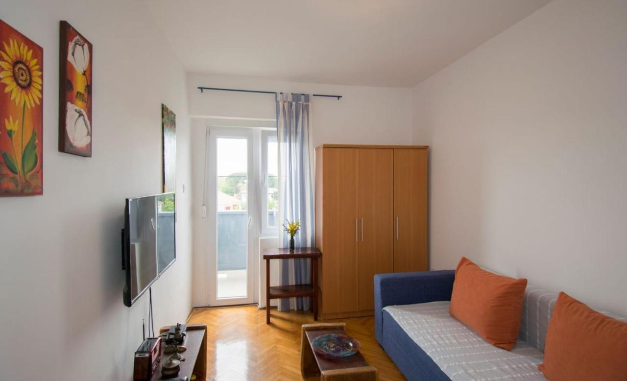 Apartman M In Premantura Luaran gambar